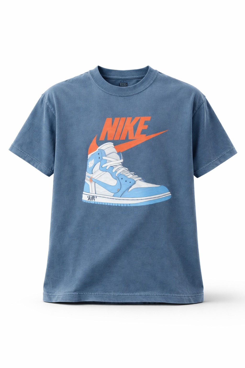Vintage Nike Sneaker Graphic T-Shirt – Classic Streetwear Style